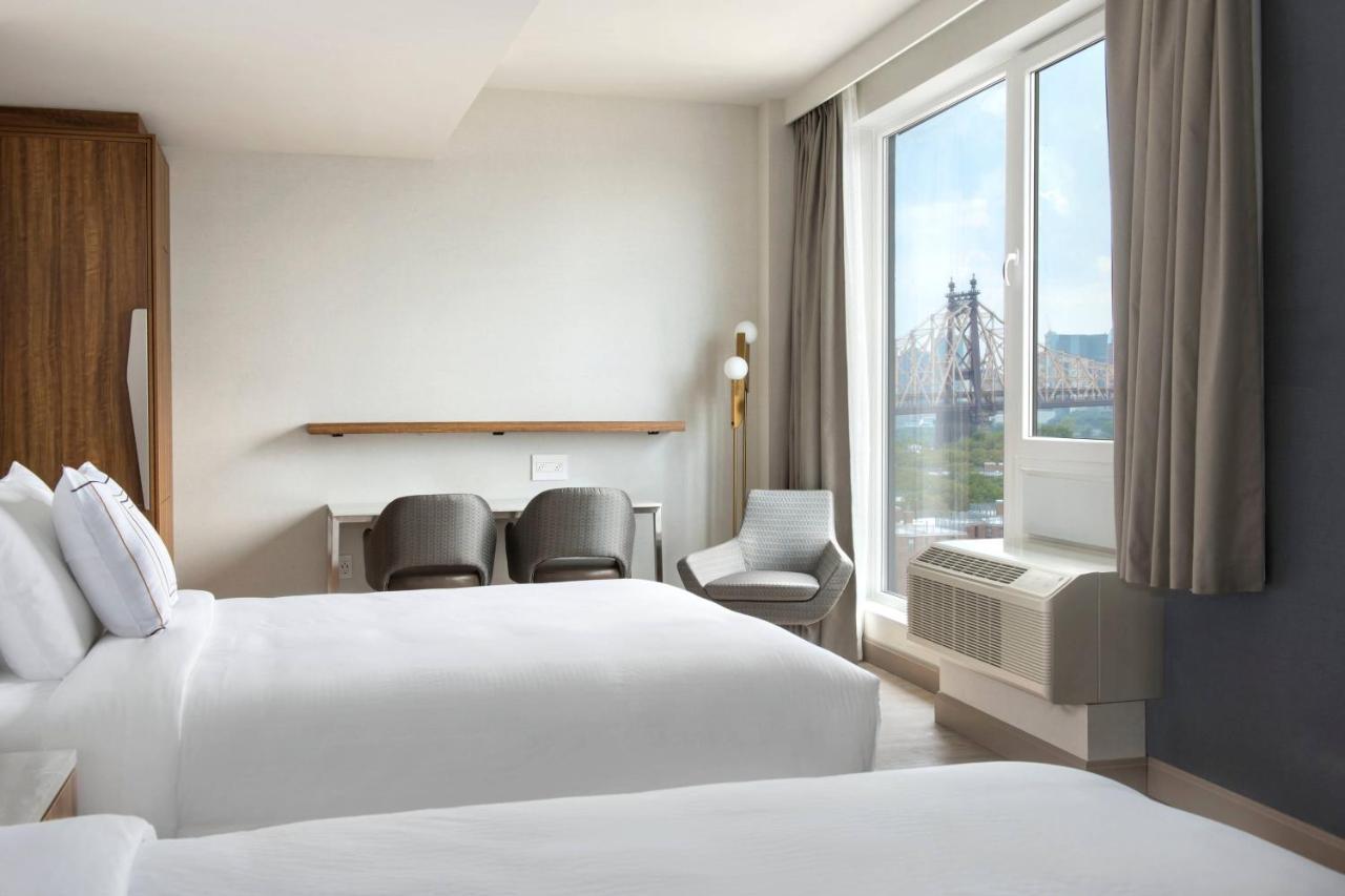 Towneplace Suites By Marriott New York Long Island City Экстерьер фото