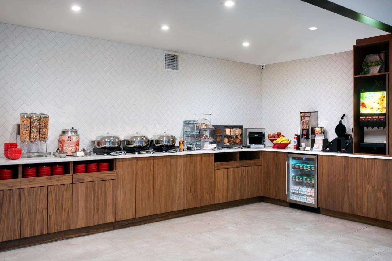 Towneplace Suites By Marriott New York Long Island City Экстерьер фото