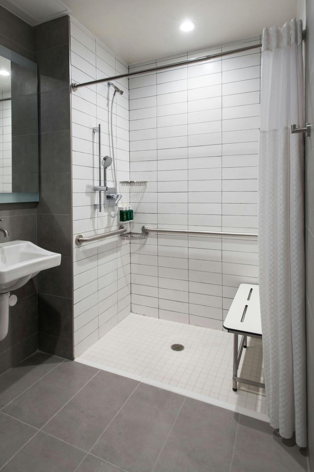 Towneplace Suites By Marriott New York Long Island City Экстерьер фото