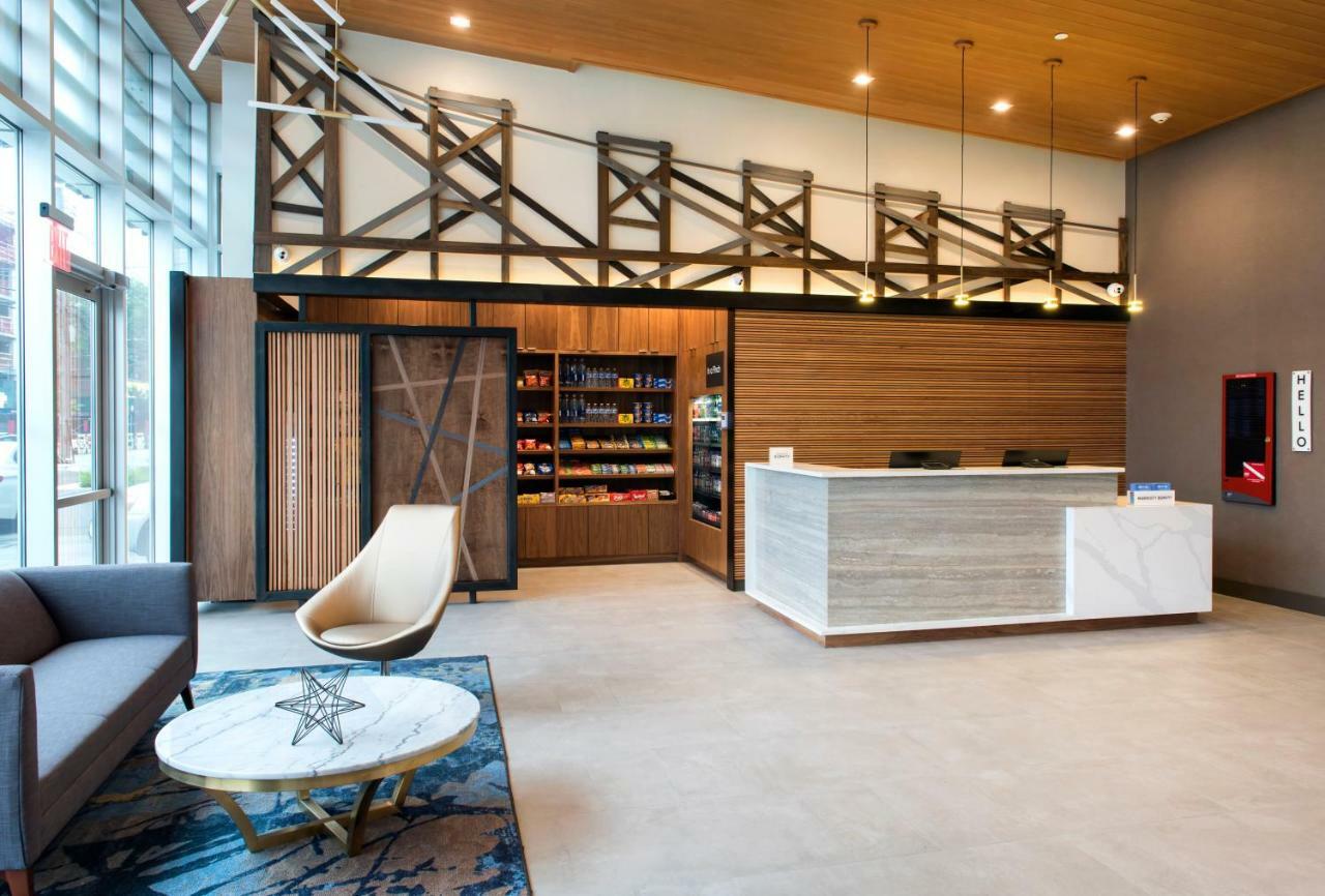 Towneplace Suites By Marriott New York Long Island City Экстерьер фото