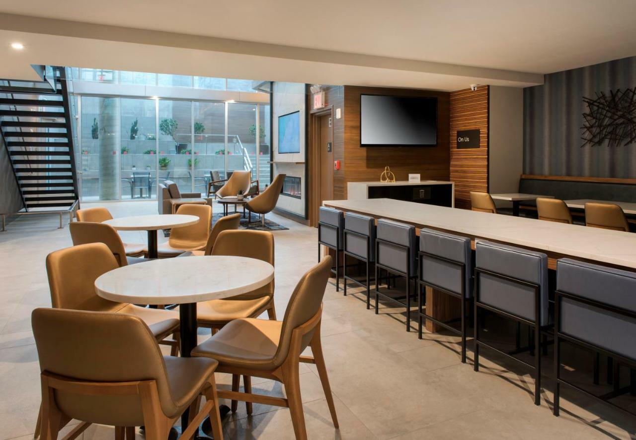 Towneplace Suites By Marriott New York Long Island City Экстерьер фото